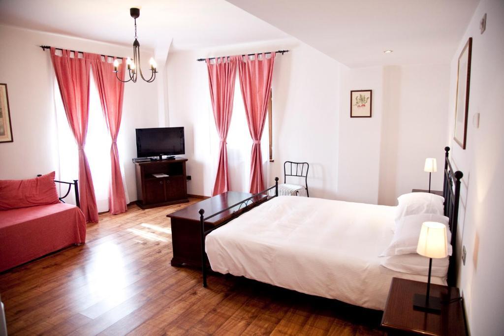 Agriturismo Villa Irelli Castellalto Oda fotoğraf