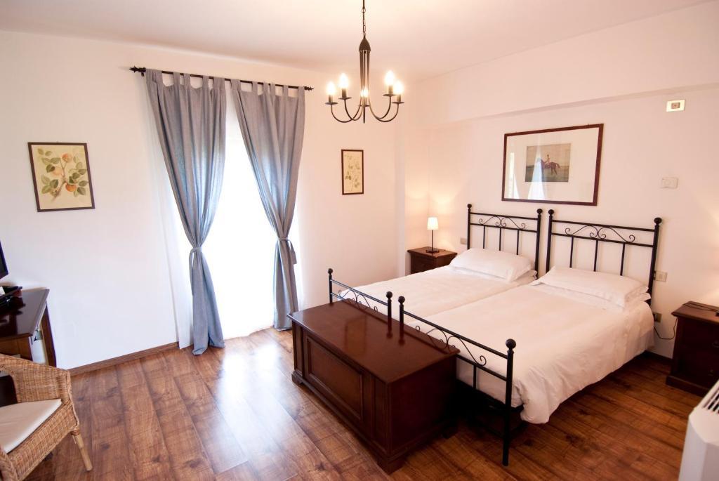 Agriturismo Villa Irelli Castellalto Oda fotoğraf