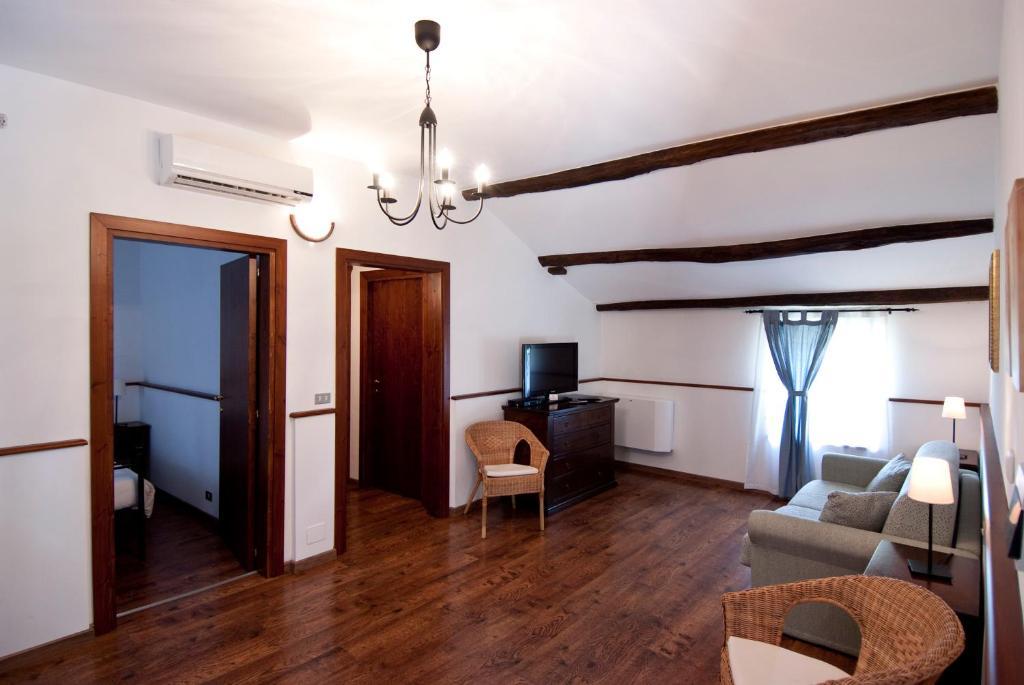 Agriturismo Villa Irelli Castellalto Oda fotoğraf